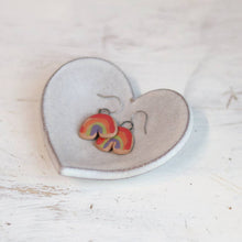 Load image into Gallery viewer, Gravesco Pottery - Handmade Heart-Shaped Trinket Dish in Cream VALENTINE'S DAY