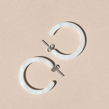 Load image into Gallery viewer, Shell Alba Hoops - White