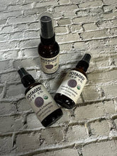 Load image into Gallery viewer, Potager Soap Company - French Lavender Room and Linen Spray 2 oz Glass Bottle