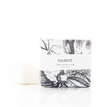 Load image into Gallery viewer, Vetiver & Sweet Grass/ Petite Shea Butter Soap:
