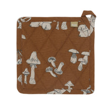 Load image into Gallery viewer, Raine &amp; Humble - Pot Holder / Trivets - Mushroom - Rust
