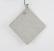 Load image into Gallery viewer, Raine &amp; Humble - Pot Holder Trivets Manor - Blue
