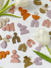 Load image into Gallery viewer, ClayThings Shoppe - Lavender &quot;Piper&quot; Arch, Polymer Clay Earrings
