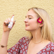 Load image into Gallery viewer, YUNI Beauty - YUNI My Om World Aromatic Body Mist 4 oz
