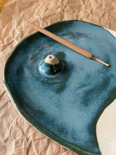 Load image into Gallery viewer, Spring + Vine - Handmade Ceramic Incense Dish – Lagoon

