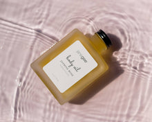 Load image into Gallery viewer, janegee - Body Oil - Jasmine Rose

