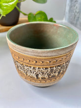 Load image into Gallery viewer, Pottery Planter
