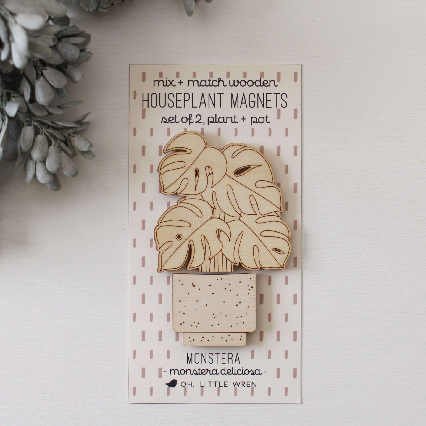 Monstera wooden houseplant magnet